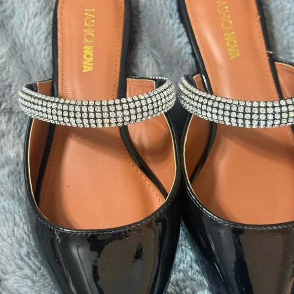 Fashion Nova Black Patent Pointed Toe Flats with Rhinestone Strap - Picture 3 of 4